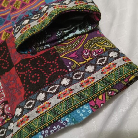 Vintage quilted cardigan for women - Ethnic style - Floral print - Long sleeves - Picture 9 of 16